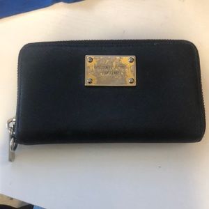 Black Michael Kors wallet